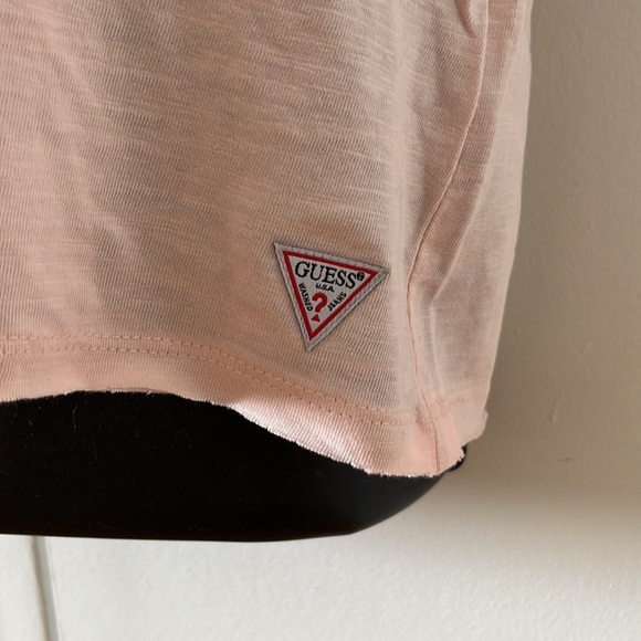 NEW Guess Small Crop top - Picture 3 of 3